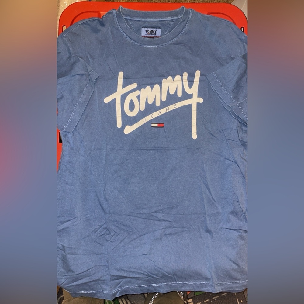 Tommy Hilfiger Cursive Logo Short Sleeved Tee Size Medium